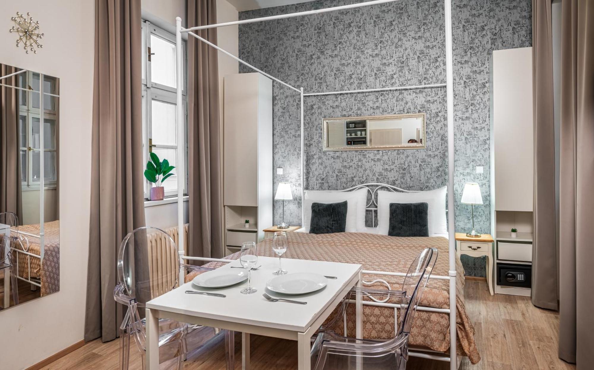 7 Tales Apartments By Adrez Praga Exterior foto