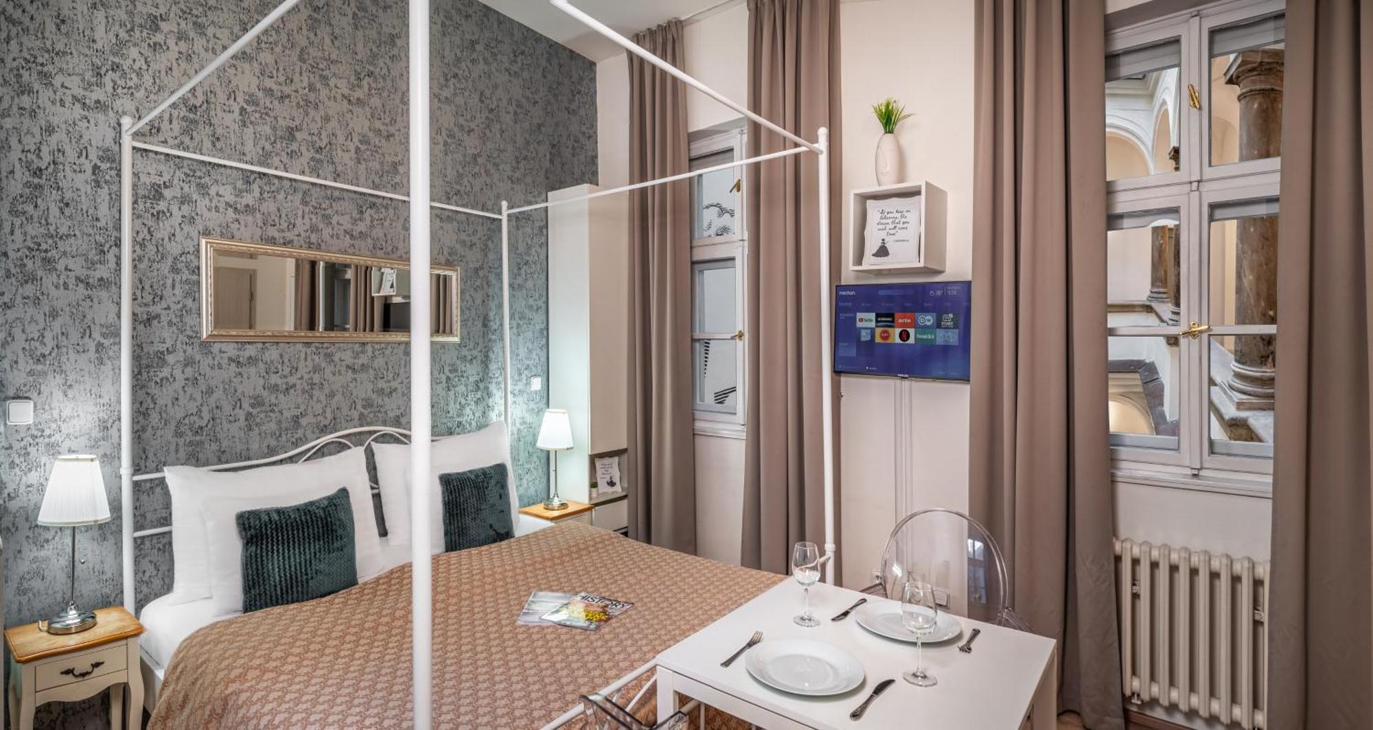 7 Tales Apartments By Adrez Praga Exterior foto