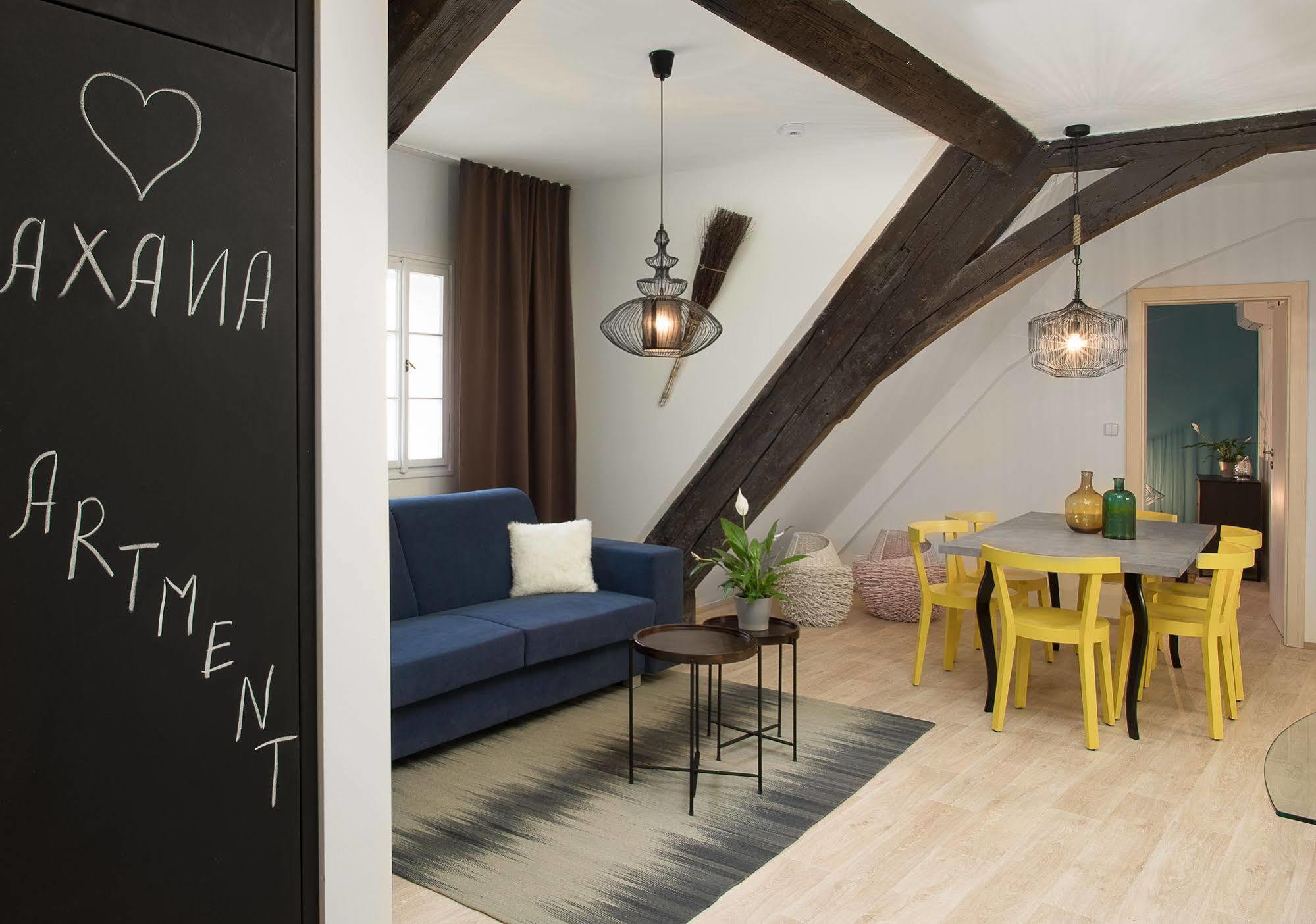 7 Tales Apartments By Adrez Praga Exterior foto